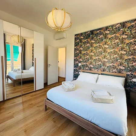 Bright And Spacious Elegant 5 Min Airport