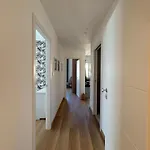 Bright And Spacious Elegant 5 Min Airport *